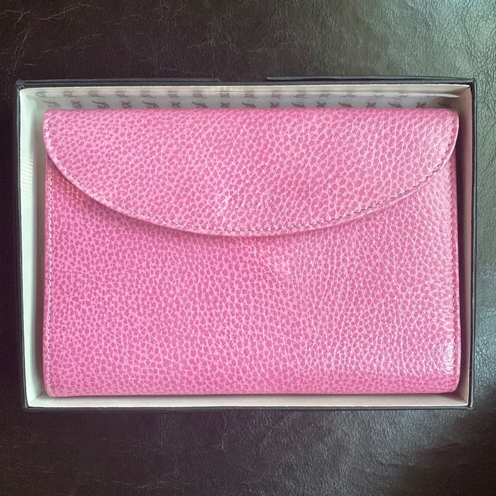 Pink leather wallet (Filofax)